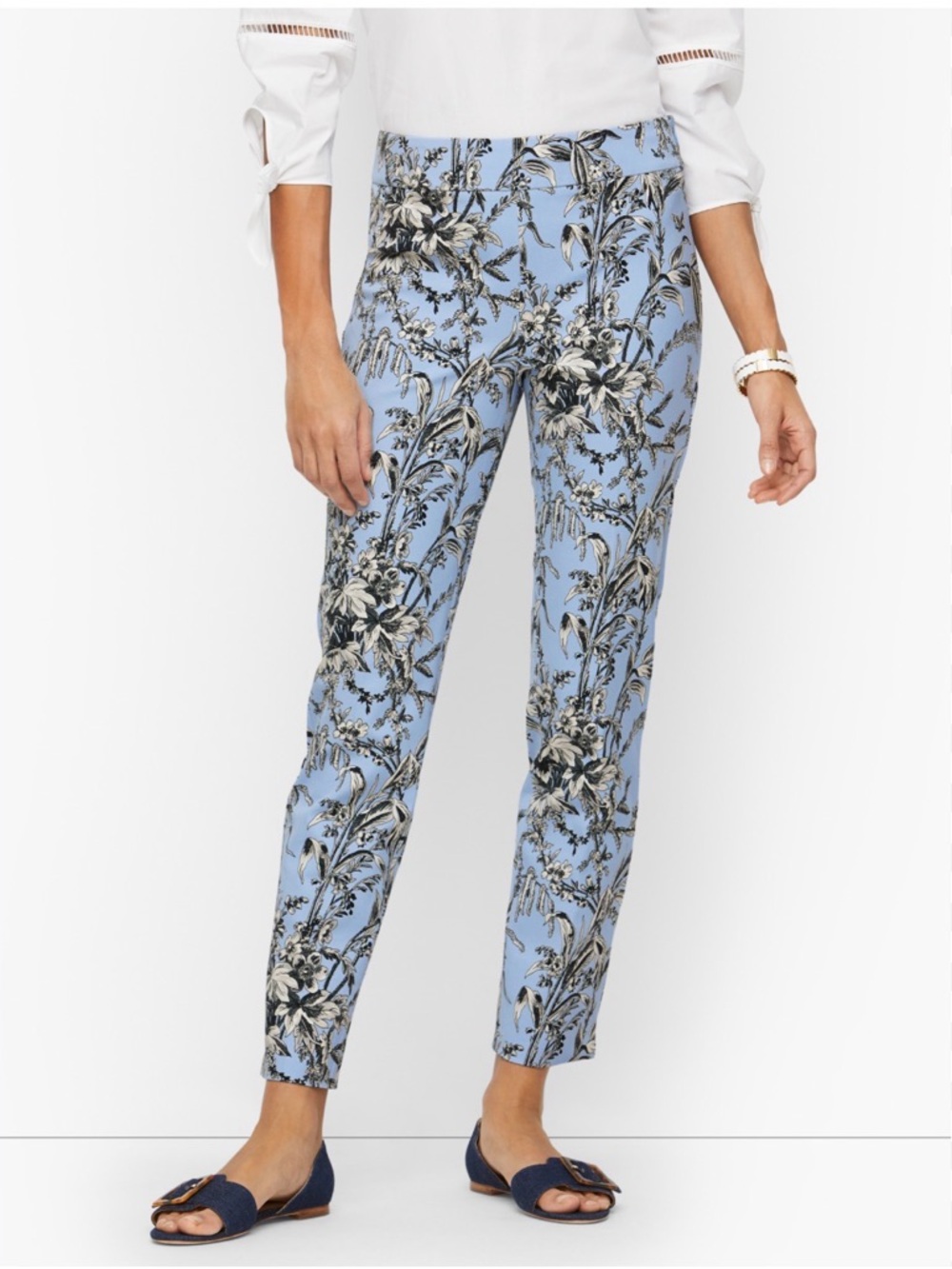 NWOT Talbots Chatham Light Blue Floral Ankle Pants